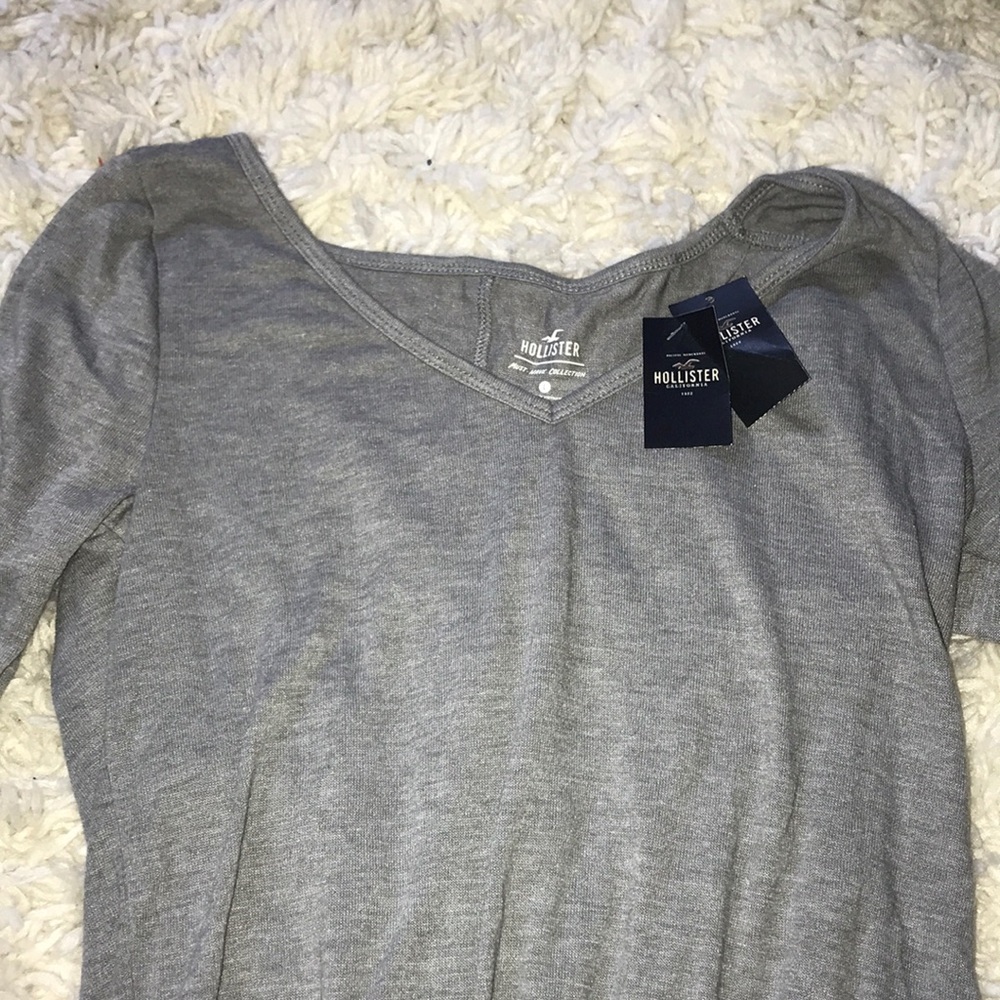 Grey Hollister long sleeve!